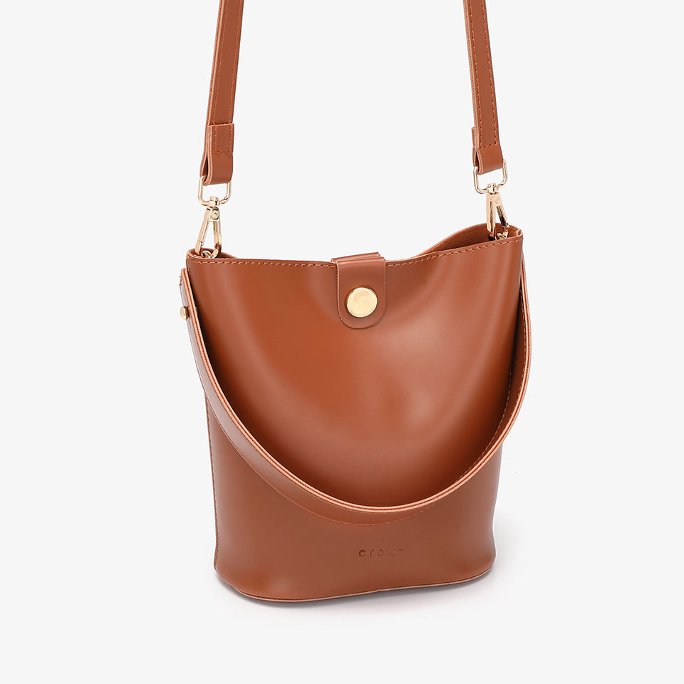 Studded PU leather 2-in-1 bucket bag in brown
