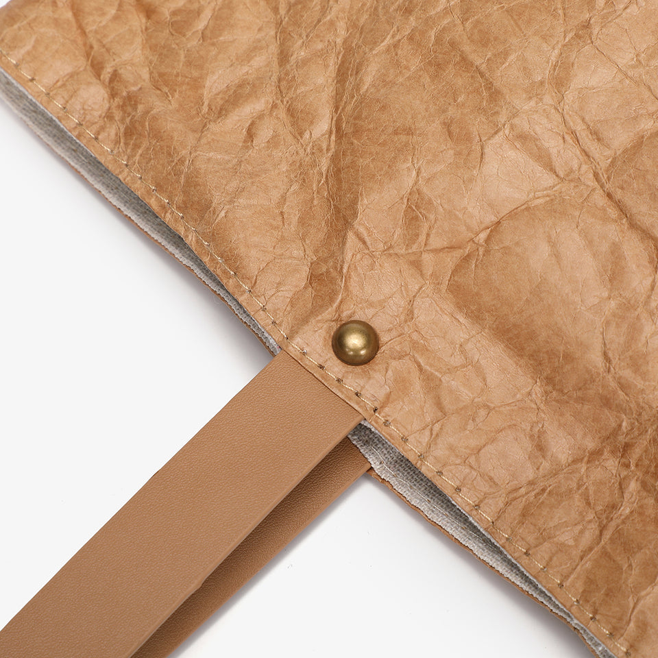 Creased PU leather shopper bag in khaki
